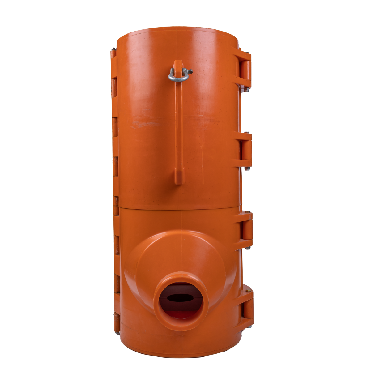 contains and allows the well bore fluid discharge to be put back into tanks.